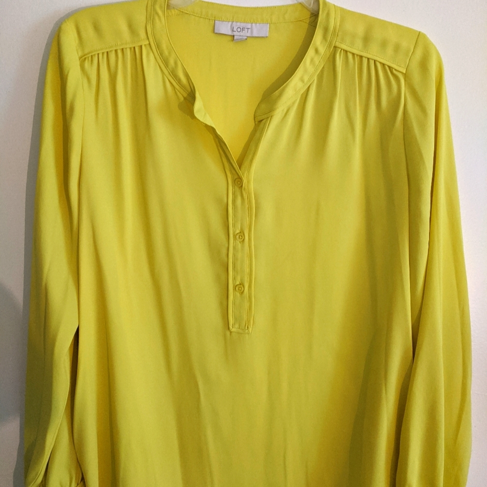 Woman's Blouse